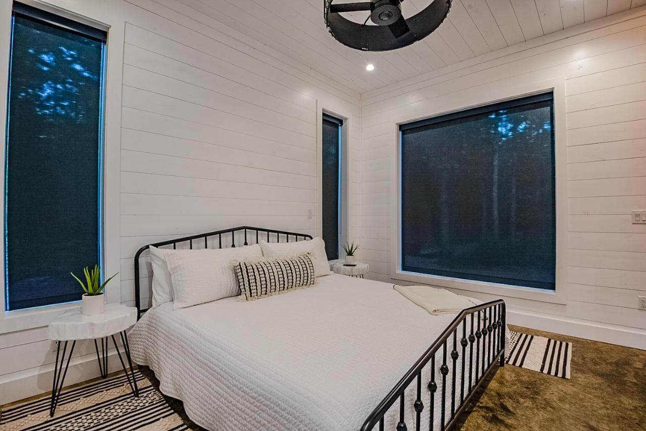"The Barndo" 4Br Luxury Cabin, Hot Tub, Fire Pit, Bunks, Arcades, Playhouse! Broken Bow Exterior foto